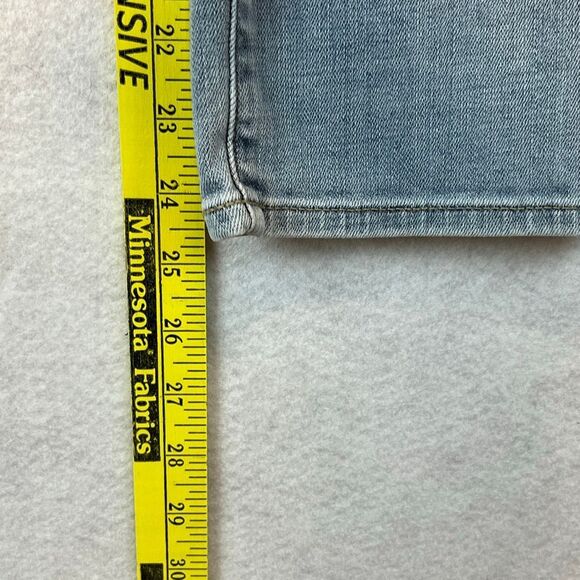 CHICO’S Jeans Size 1.5 (10) So Slimming Blue Light Wash Girlfriend Crop Medium - Picture 9 of 13